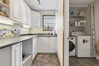 View 32