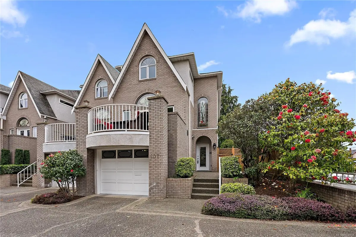 207 Quebec St, Victoria BC V8W 1W2
