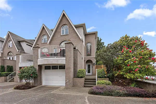 207 Quebec St, Victoria BC V8W 1W2