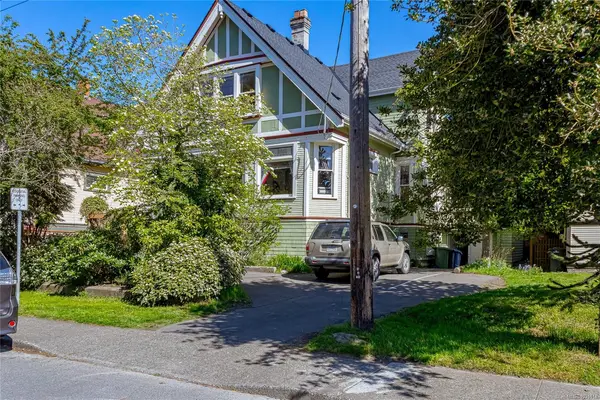 143 Government St, Victoria BC V8V 2K6