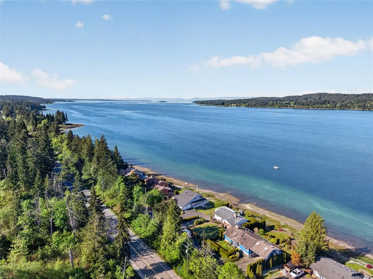 6768 Buckley Bay Frontage Rd W, Fanny Bay BC V0R 1W0