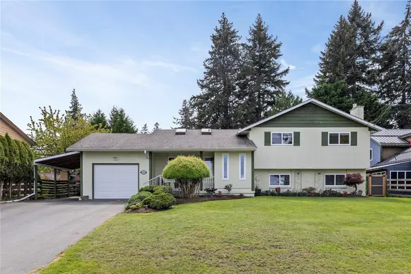 5545 Hiquebran Rd, Nanaimo BC V9T 5G5