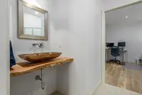View 32