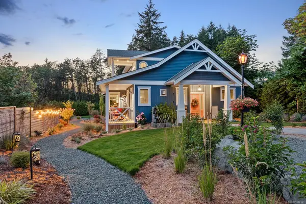 7863 Tozer Rd, Fanny Bay BC V0R 1W0 - 2 bed, 2.0 bath in Fanny Bay