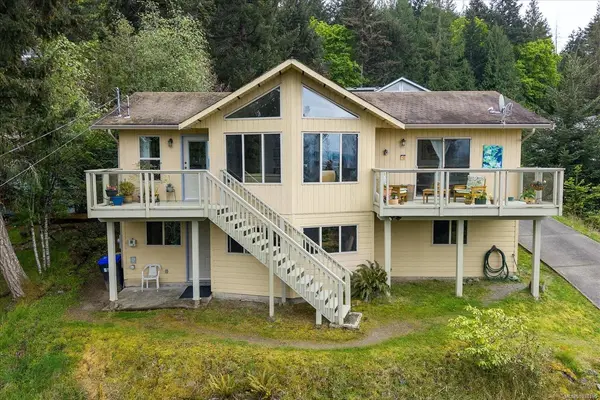 3122 DOLPHIN Dr, Nanoose Bay BC V9P 9J2 - 2 bed, 1 bath in Nanoose Bay