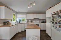 View 16