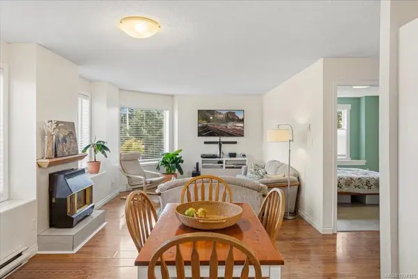 3048 Ross Rd # 2, Nanaimo BC V9T 3Z1