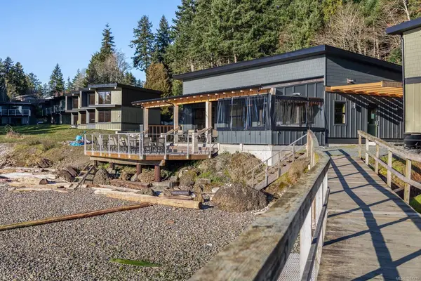 4305 Shingle Spit Rd # 211, Hornby Island BC V0R 1Z0 - 2 bed, 4.0 bath in Hornby Island