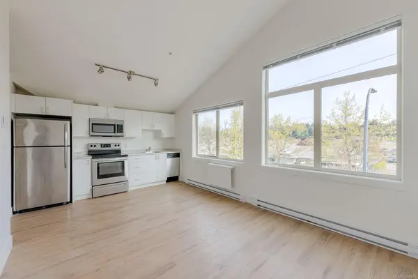4535 Uplands Dr # 207, Nanaimo BC V9T 6M8