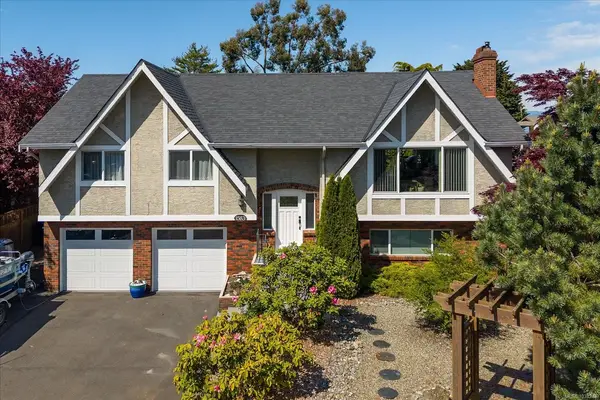 1583 Juan De Fuca Blvd, Parksville BC V9P 1Y2