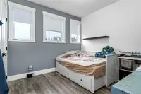 View 24