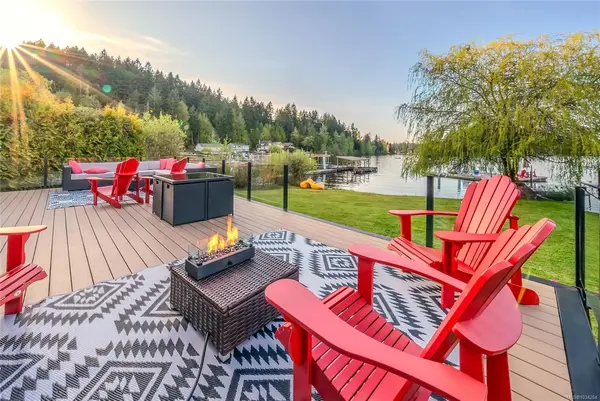 2144 Angus Rd, Shawnigan Lake BC V0R 2W0 - 5 bed, 5.0 bath in Shawnigan Lake