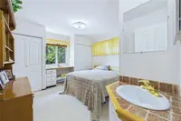 View 32