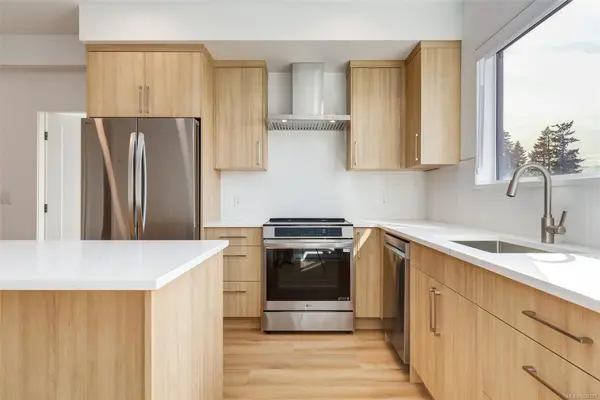 7181 Lantzville Rd # 204, Lantzville BC V0R 2H0 - 2 bed, 2 bath in Lantzville