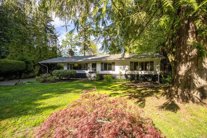 1550 Schjelderup Pl, Courtenay BC V9N 3J2