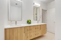 View 25