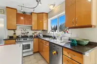 View 16