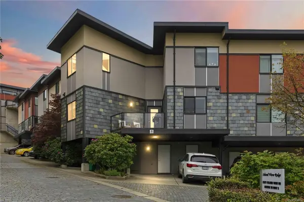 2321 Island View Rd # 5, Central Saanich BC V8Z 5Z2