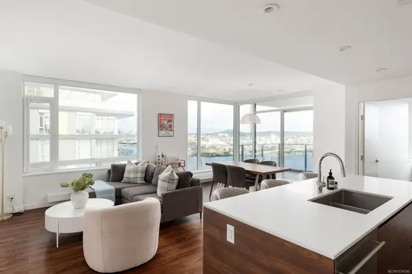369 Tyee Rd # 801, Victoria BC V9A 0B6 - 2 bed, 2 bath in Victoria