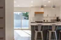 View 10
