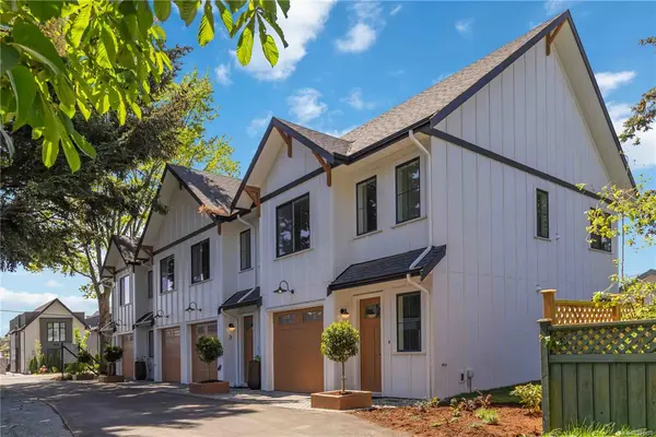 2312 Orchard Ave # 3, Sidney BC V8L 1T6