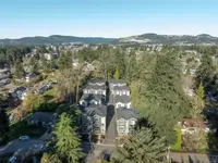 View 32