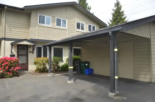 1741 McKenzie Ave # 20, Saanich BC V8N 1A6