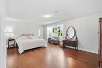 View 10
