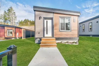 3499 Henry Rd # 102, Chemainus BC V0R 1K4