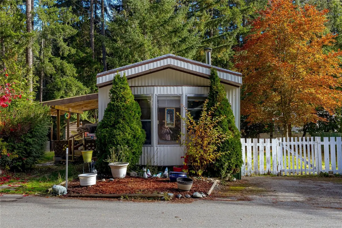 3640 Trans Canada Hwy # 11, Cobble Hill BC V8H 0A2