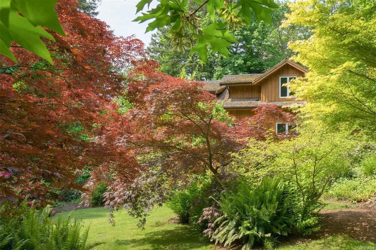 2280 South Rd, Gabriola Island BC V0R 1X7