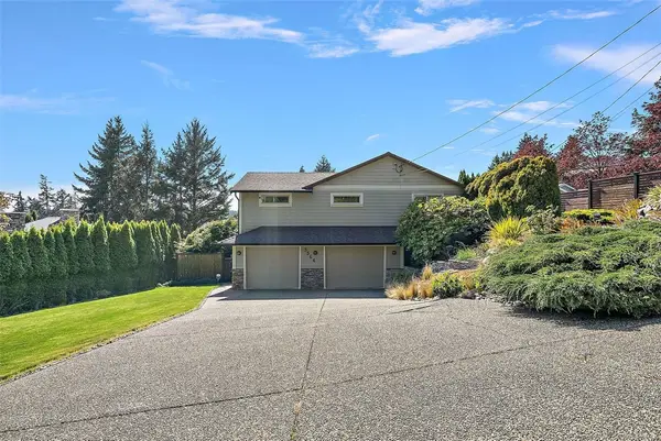3564 Sunheights Dr, Colwood BC V9C 3T1 - 3 bed, 3.0 bath in Colwood