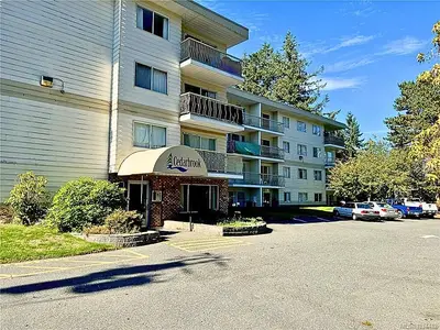 322 Birch St # 303, Campbell River BC V9W 2S6