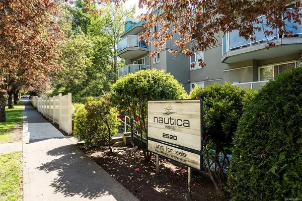 2520 Wark St # 209, Victoria BC V8T 5G6