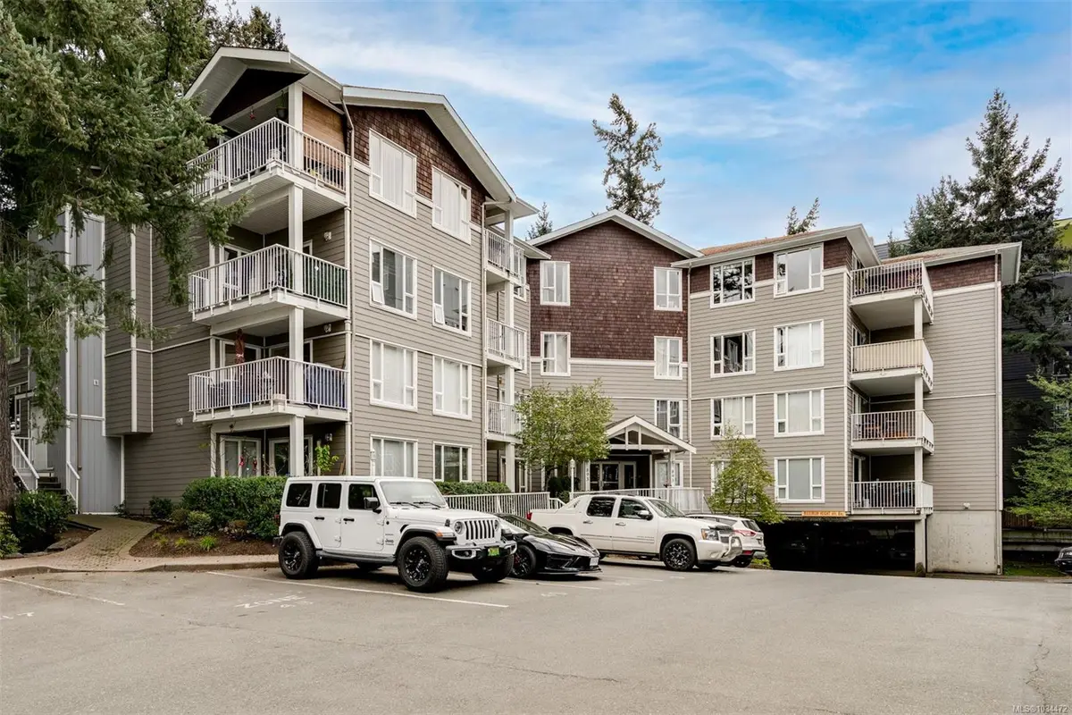 893 Hockley Ave #206, Langford BC V9B 2V8