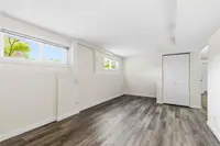 View 32
