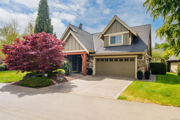646 Eaglewood Crt, Qualicum Beach BC V9K 0A3 - 2 bed, 2 bath in Qualicum Beach