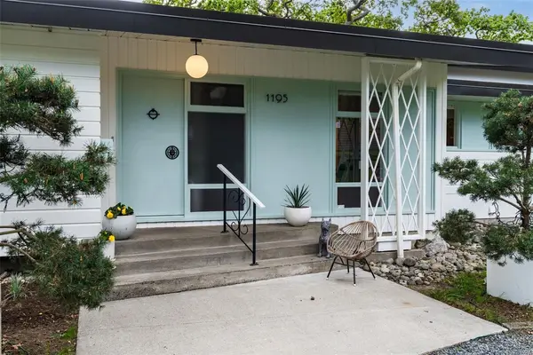 1195 Kings Rd, Victoria BC V8T 1X6