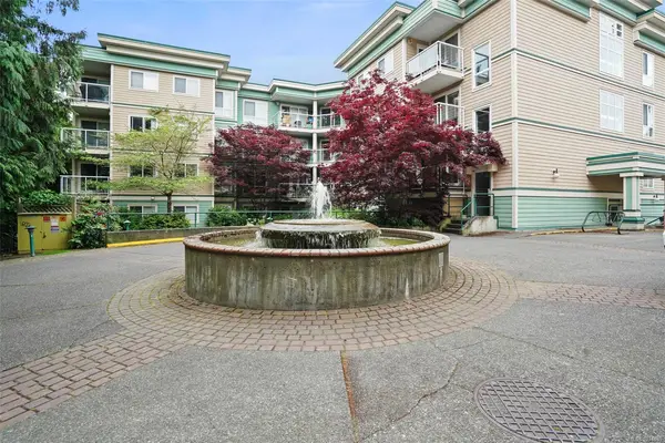 649 Bay St # 408, Victoria BC V8T 5H8 - 2 bed, 2 bath in Victoria