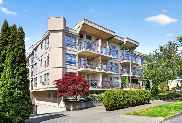 2560 Wark St # 108, Victoria BC V8T 4G8
