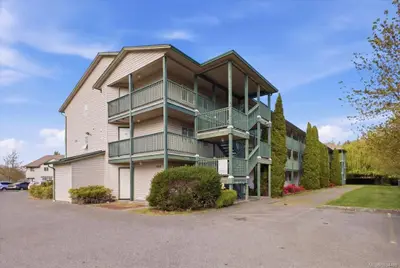 1912 Bowen Rd # 208, Nanaimo BC V9S 5S6