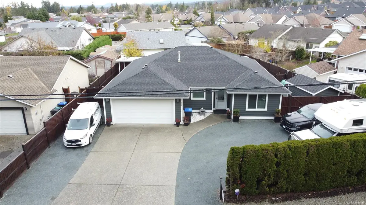 308 Church Rd, Parksville BC V9P 2T8