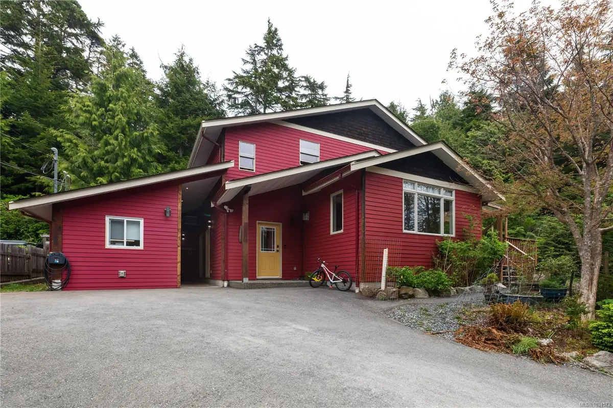 1302 Victoria Rd, Ucluelet BC V0R 3A0