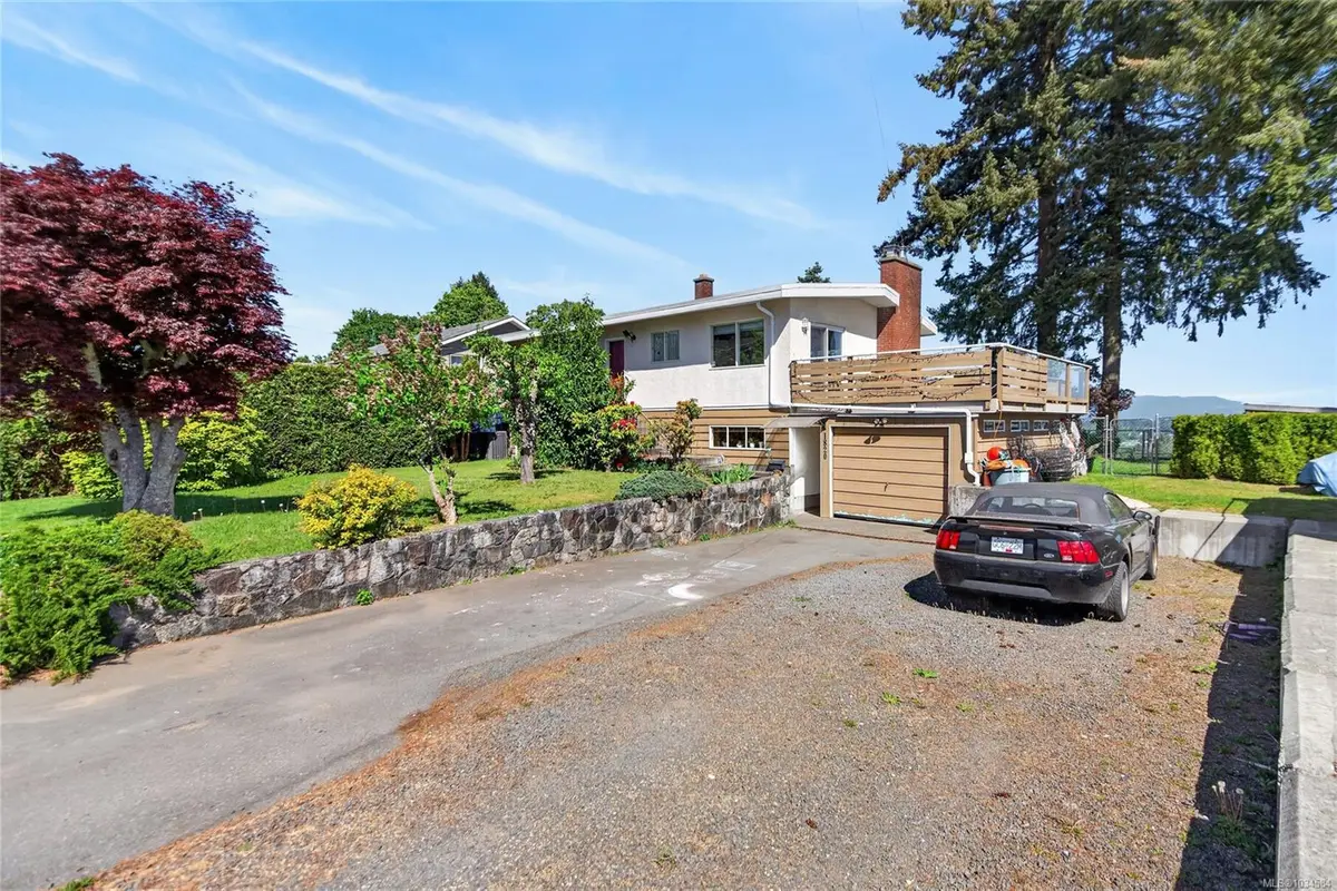 1820 Treelane Rd, Campbell River BC V9W 4E8