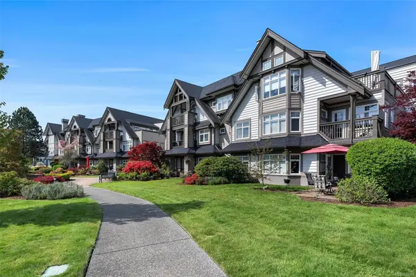 4490 Chatterton Way # 216, Saanich BC V8X 5H7