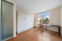 View 32