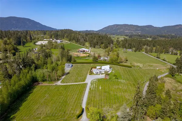 6798 Norcross Rd, Duncan BC V9L 6C3