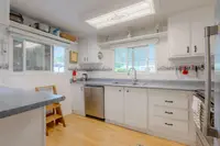 View 3
