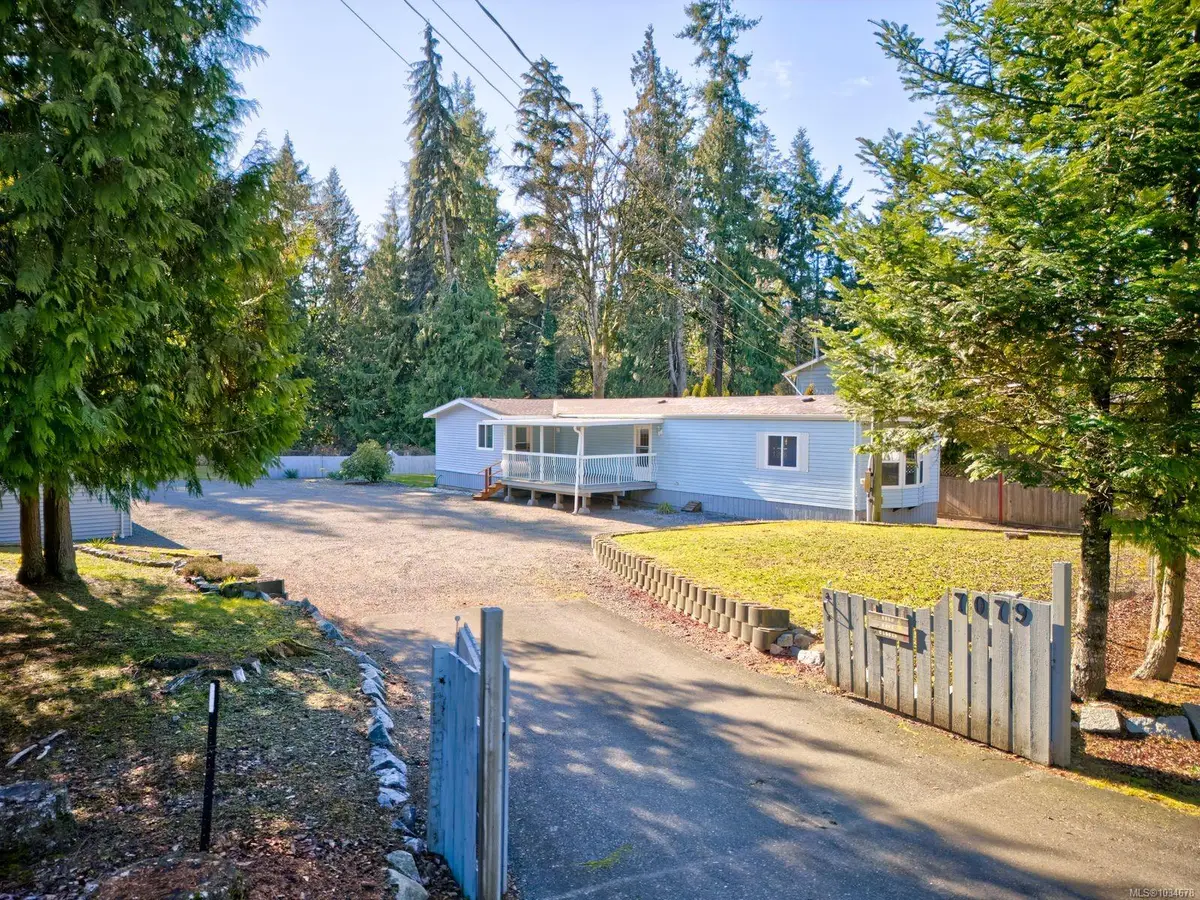7079 Blackjack Dr, Lantzville BC V0R 2H0 — Pending Sale in Lantzville