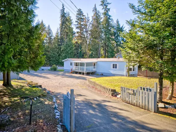 7079 Blackjack Dr, Lantzville BC V0R 2H0